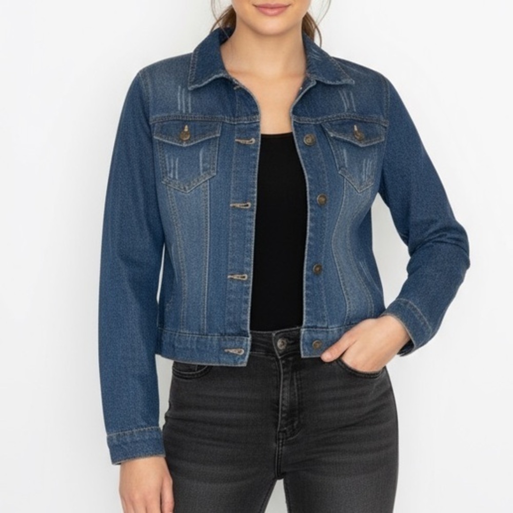Vintage Blue Fitted Denim Trucker Jacket
